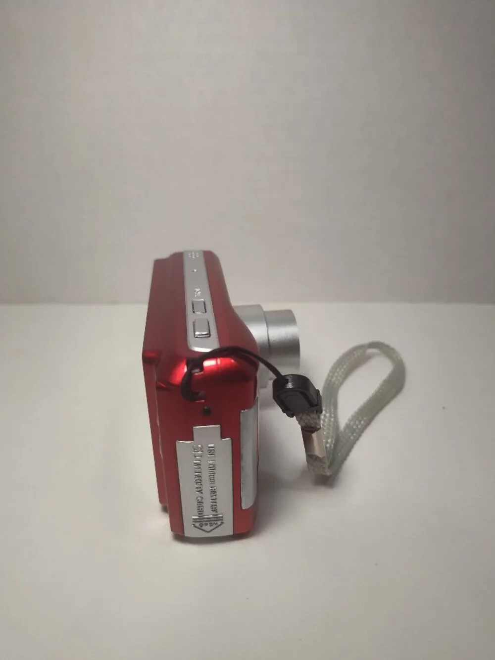 Vivitar ViviCam T328 12.1MP Digital Camera Kit Red Tested Complete New Battery